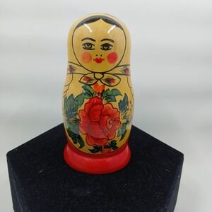 Matryoshka Russian Nesting Dolls Wooden Hand Painted Floral Folk Art Set of 3